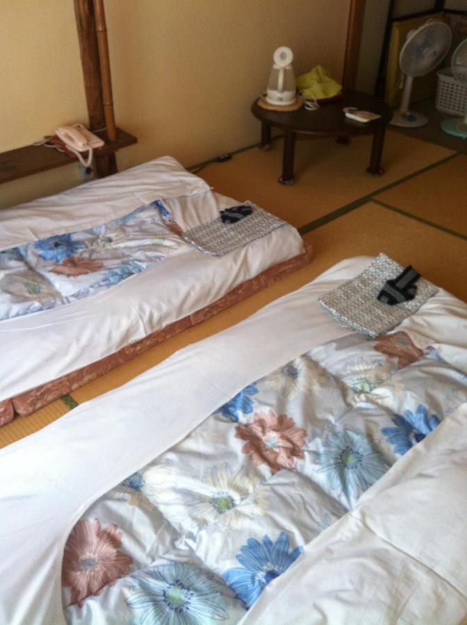 Rakucho Ryokan Киото Стая снимка